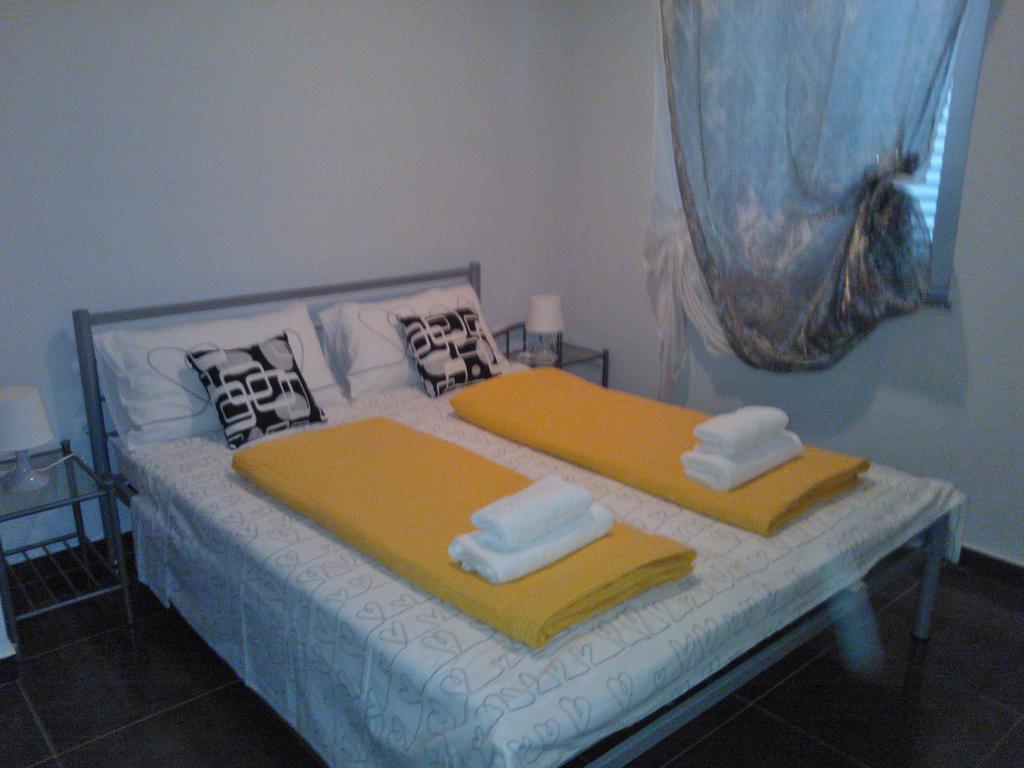 Apartments Jerine Tribalj Kamer foto